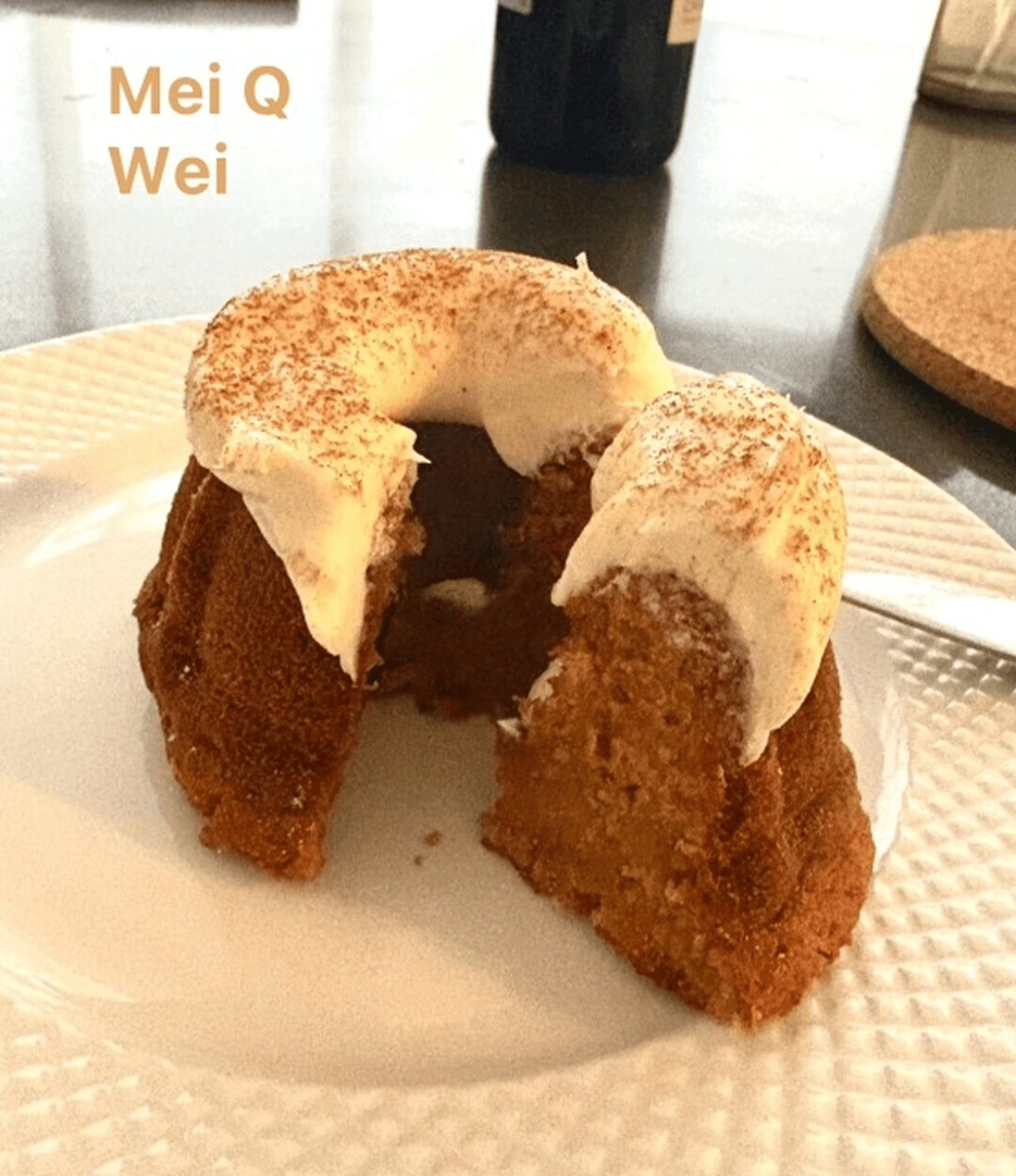 Bad image translation example for an autumn cake post