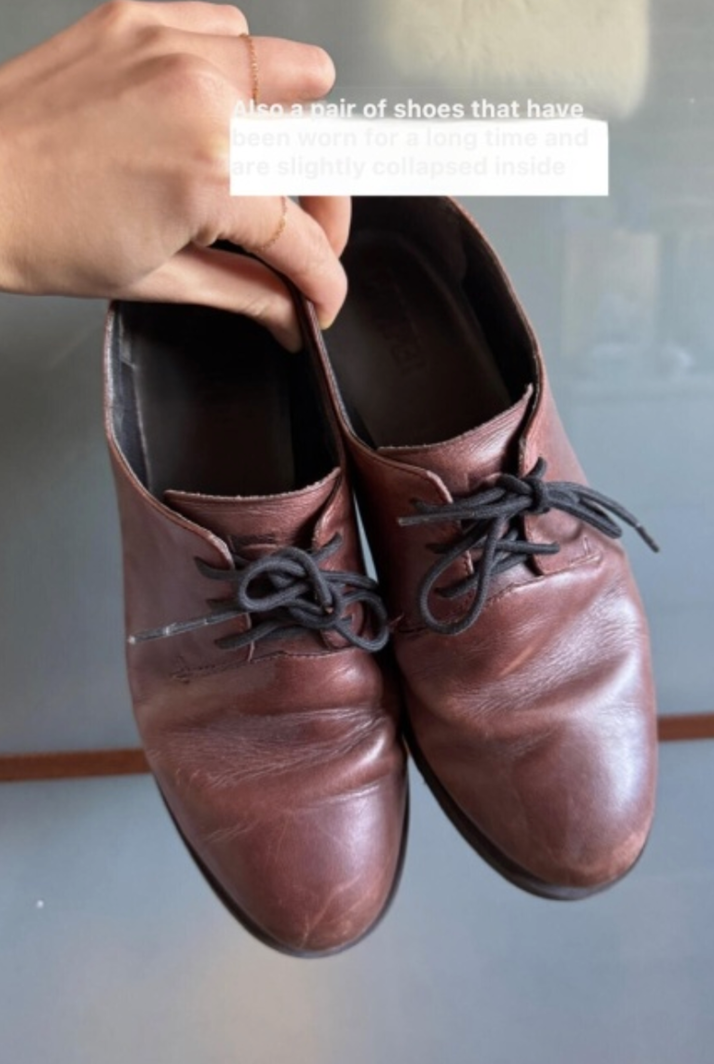Bad image translation example for a worn shoes post